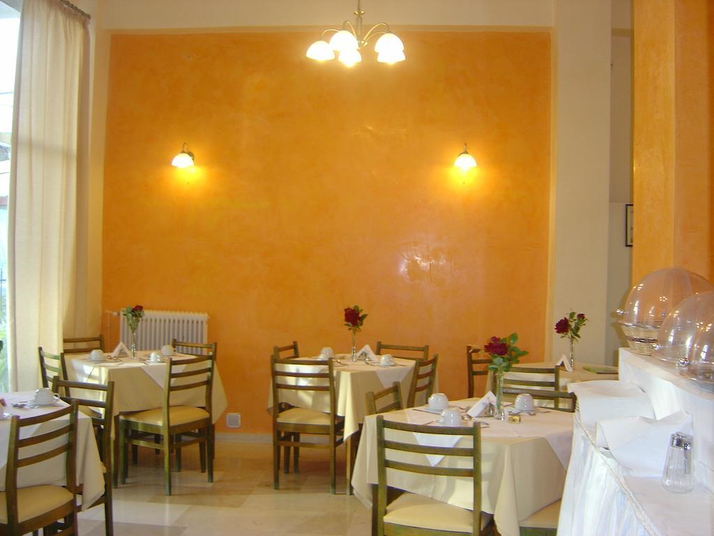 Hotel Dalia Corfu  Extérieur photo